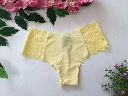 Imagen de PINK Panty No-Show Cheekster Amarillo Detalle de Encaje XS